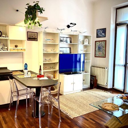 Appartement Loft Aviation Vicino Malpensa à Gallarate Extérieur photo