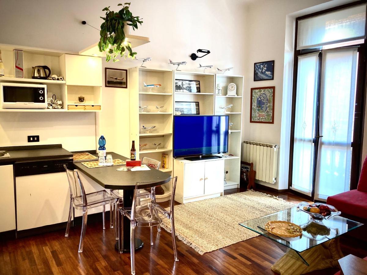 Appartement Loft Aviation Vicino Malpensa à Gallarate Extérieur photo